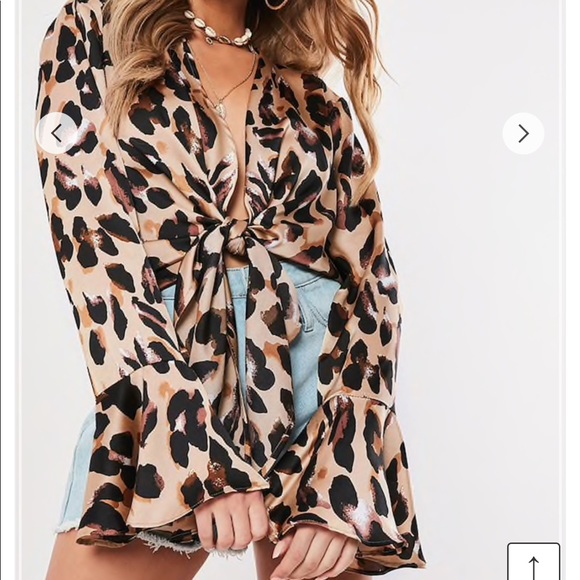 Leopard Front Tie Crop Top - Picture 3 of 8